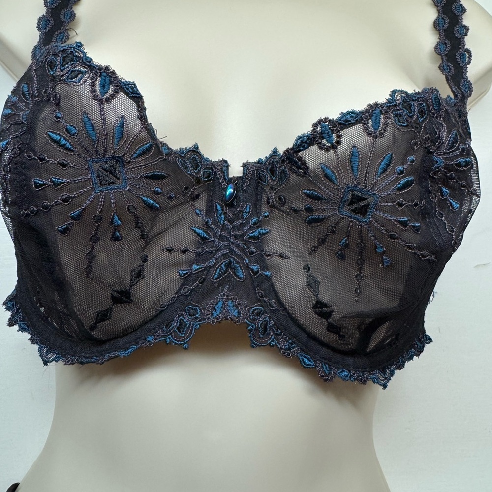 RARE EXQUISITE-Chantelle Vendôme Underwire Demi Bra & Panty Set